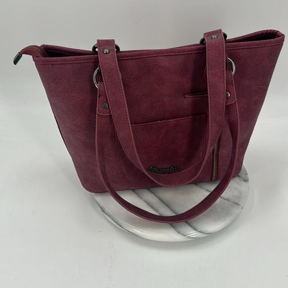 NWOT Wrangler Concealed Carry Embroidered Floral Fringe Handbag - Picture 4 of 9